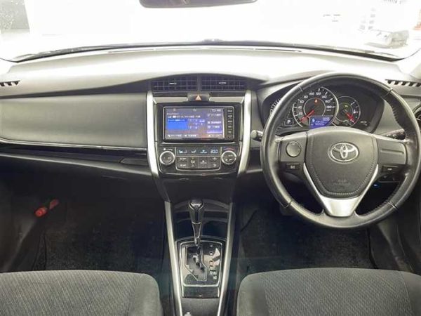 2018 Corolla Axio - Image 5