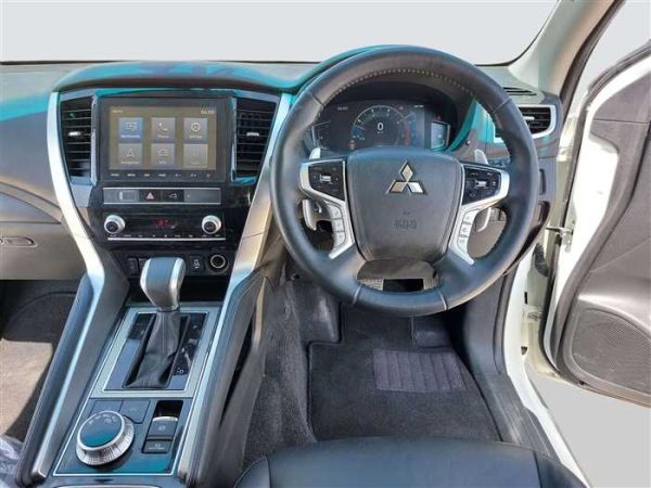 Mitsubishi Pajero 2021 - Image 7