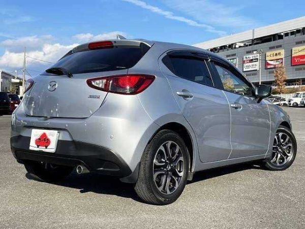 2018 Mazda Demio - Image 4