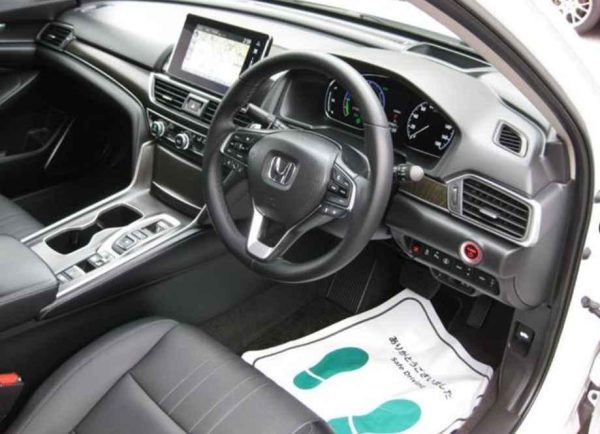 Honda Accord 2021 - Image 2