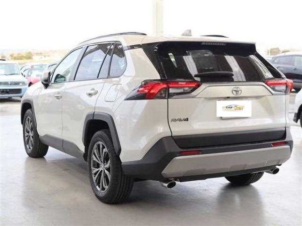 2022 Toyota Rav4 - Image 4