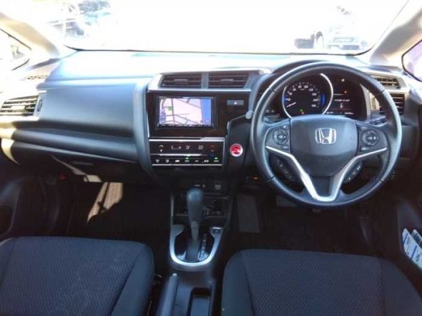 Honda Fit 2019 - Image 3