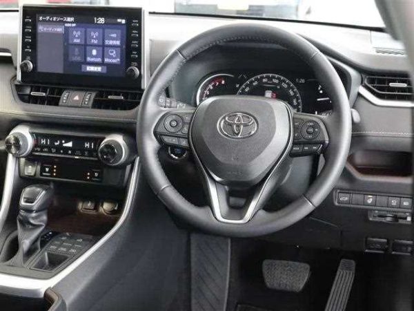 2022 Toyota Rav4 - Image 5