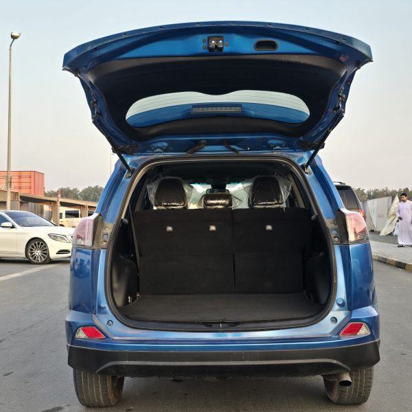 2017 Toyota Rav4 LHD - Image 3