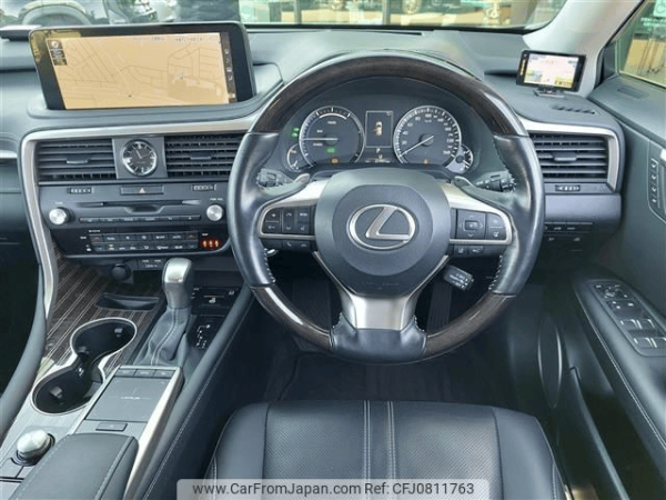 Lexus RX 2022 - Image 8
